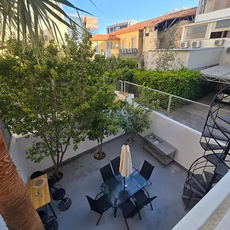 בית נופש Maestro Ermou House